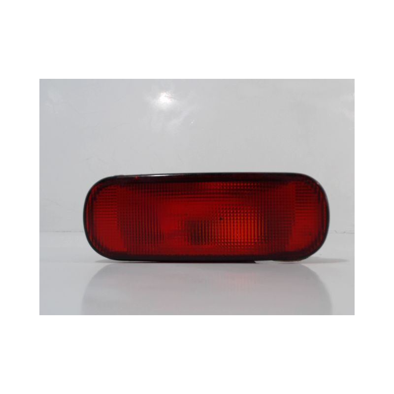 FEU BROUILLARD CENTRAL ARRIERE SUZUKI SWIFT