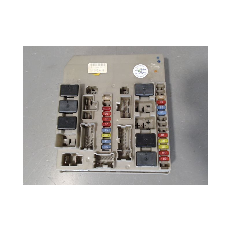 BOITE A FUSIBLES RENAULT CLIO III 2010-