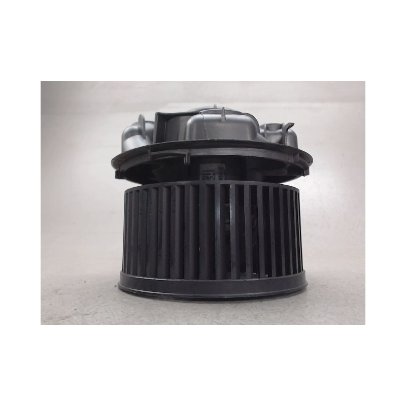 MOTEUR VENTILATEUR CHAUFFAGE RENAULT CLIO