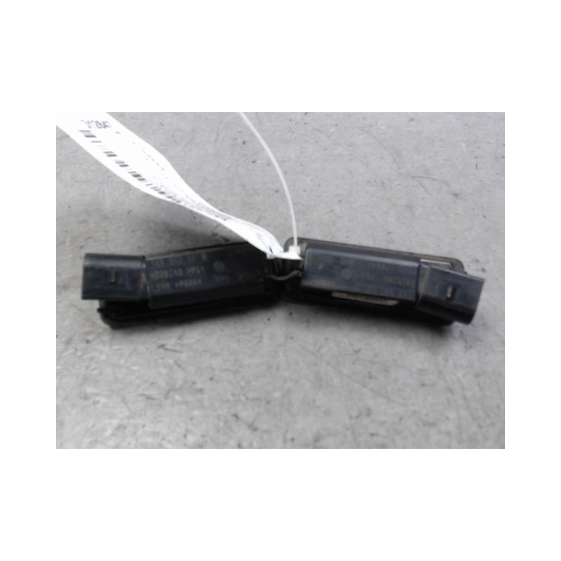 ECLAIREUR PLAQUE DE POLICE VOLKSWAGEN POLO 2009-