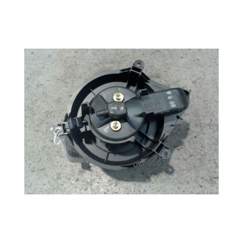 MOTEUR VENTILATEUR CHAUFFAGE CITROEN XSARA COUPE 2000-
