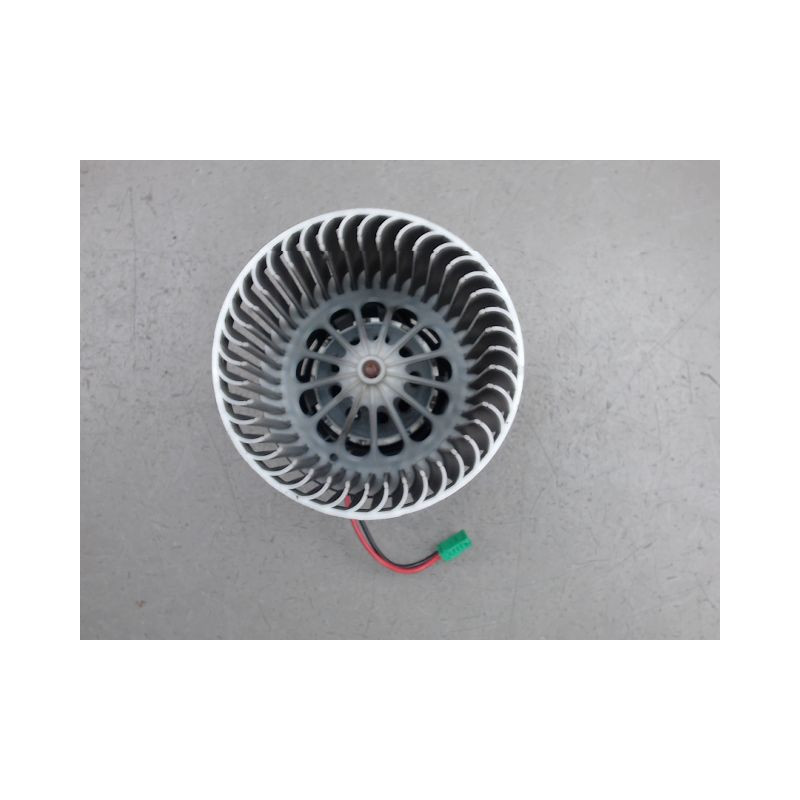 MOTEUR VENTILATEUR CHAUFFAGE PEUGEOT 308