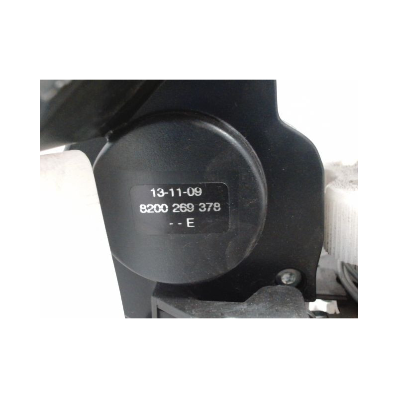 TREUIL DE ROUE DE SECOURS RENAULT CLIO III 2009-