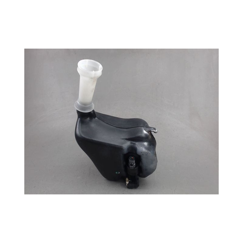 RESERVOIR LAVE-GLACE AVANT CITROEN SAXO