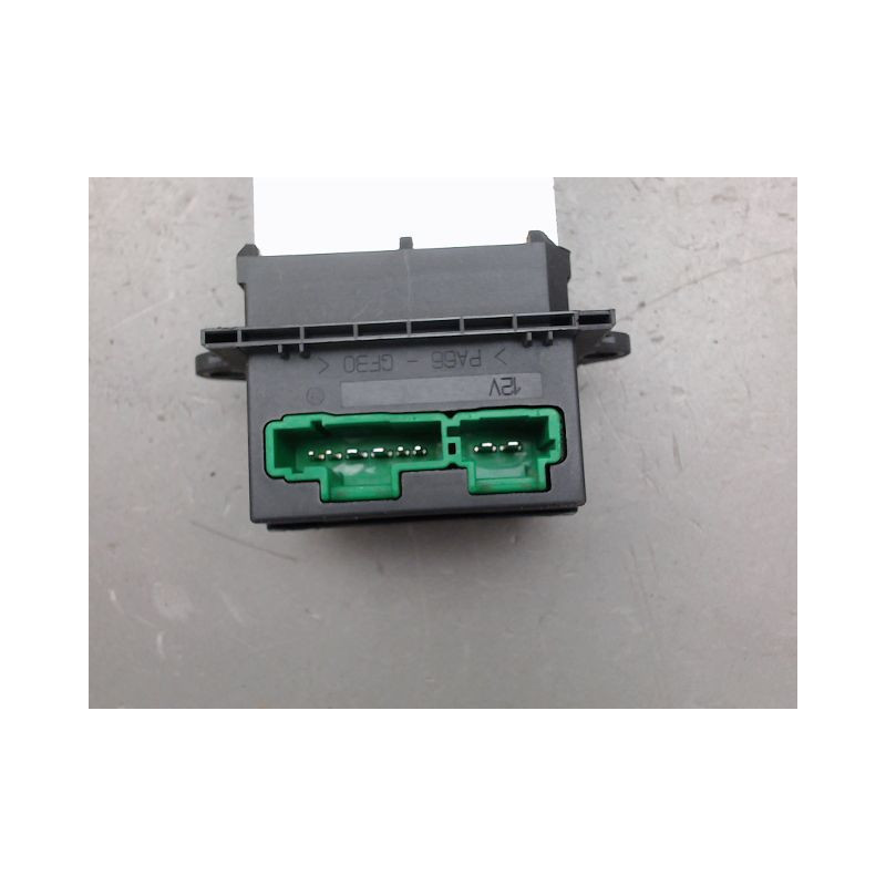 MODULE DE CHAUFFAGE RENAULT MODUS