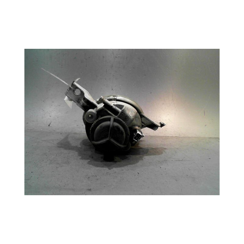 PHARE ANTIBROUILLARD AVANT GAUCHE PEUGEOT 206