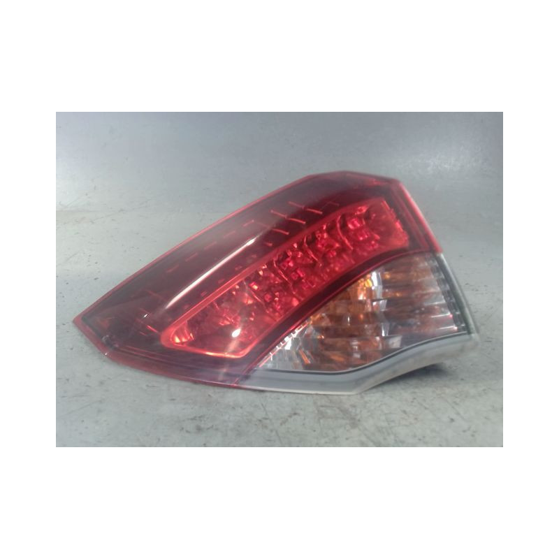 FEU ARRIERE GAUCHE  RENAULT LAGUNA III 2009-
