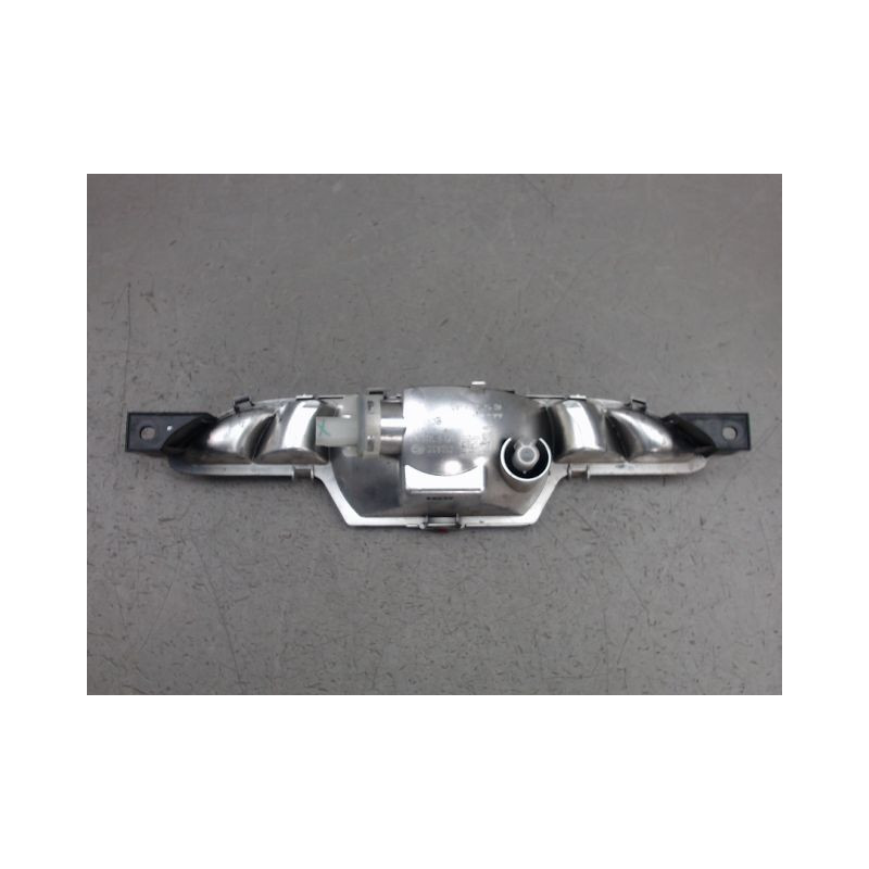 FEU BROUILLARD CENTRAL ARRIERE PEUGEOT 208