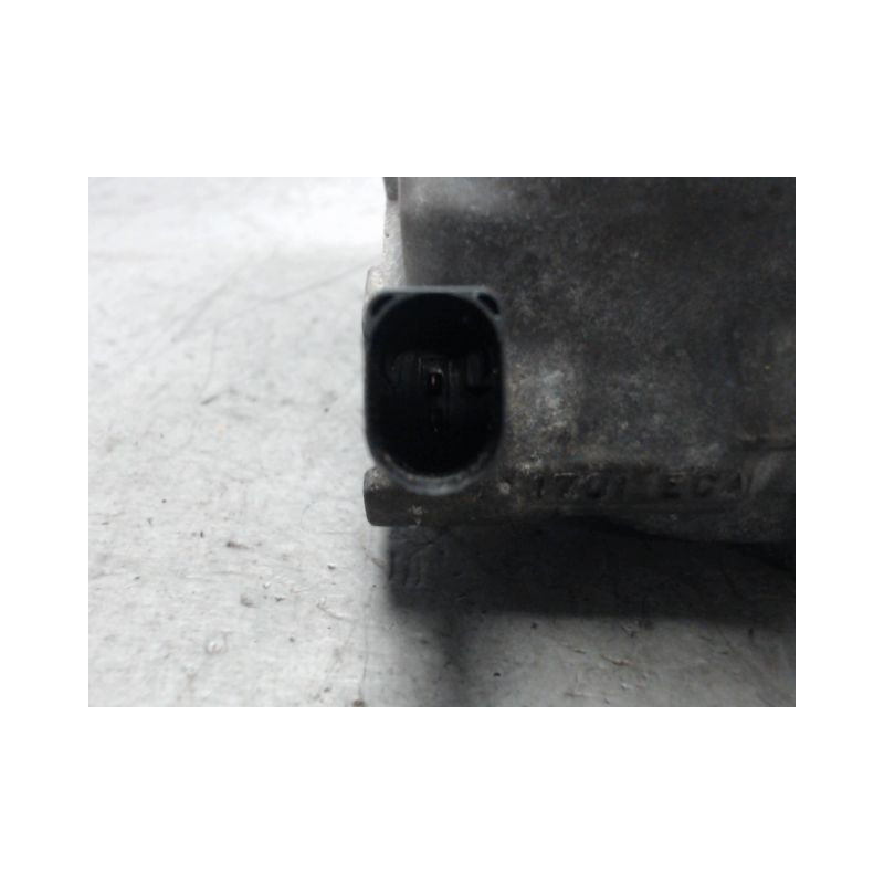 COMPRESSEUR AIR CONDITIONNE VOLKSWAGEN PASSAT SW 2005-
