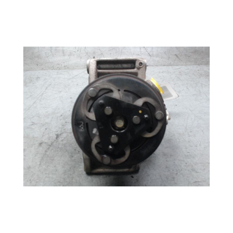 COMPRESSEUR AIR CONDITIONNE DACIA SANDERO
