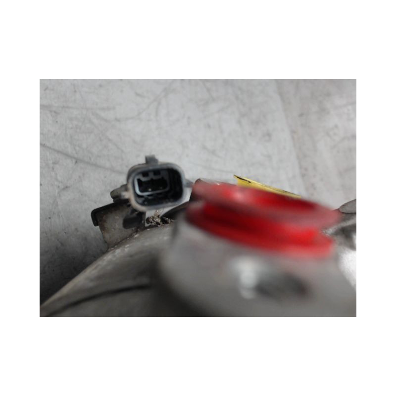 COMPRESSEUR AIR CONDITIONNE DACIA SANDERO