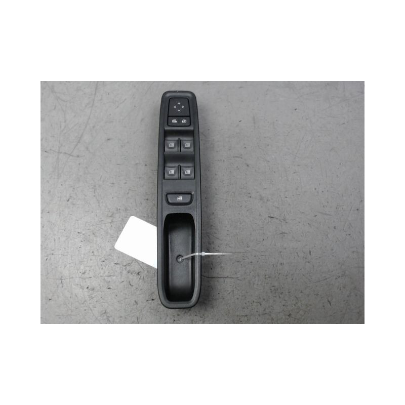 COMMANDE LEVE-GLACE PORTE AVG DACIA SANDERO