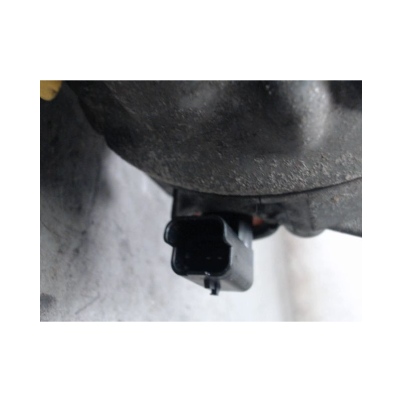 COMPRESSEUR AIR CONDITIONNE PEUGEOT 3008 2009-