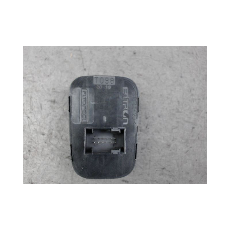 BOUTON DE WARNING FIAT FIORINO