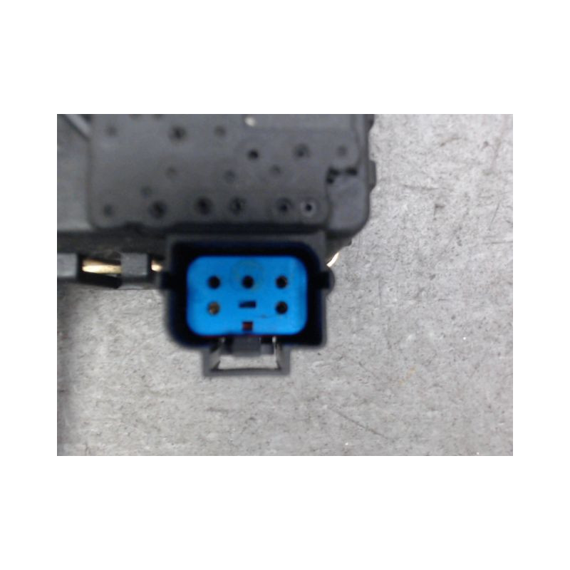SERRURE HAYON  FORD MONDEO 2000-2007