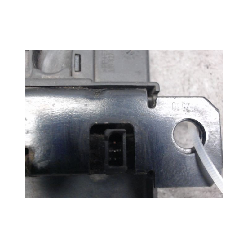 SERRURE HAYON  VOLKSWAGEN GOLF IV 98-2004