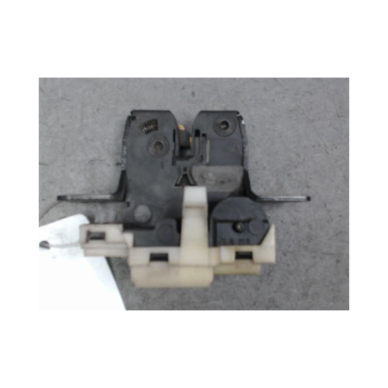 SERRURE HAYON  RENAULT SCENIC II PH1 02-06