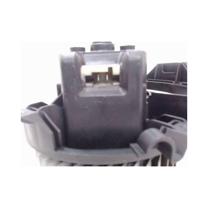 MOTEUR VENTILATEUR CHAUFFAGE OPEL CORSA