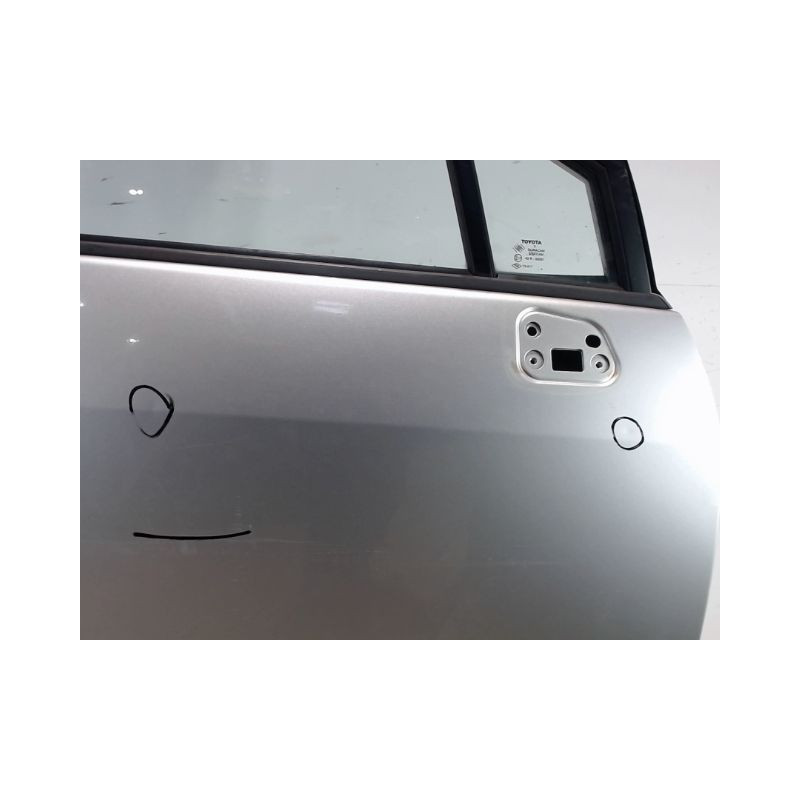 PORTE AVANT DROIT TOYOTA COROLLA VERSO 2004-2007