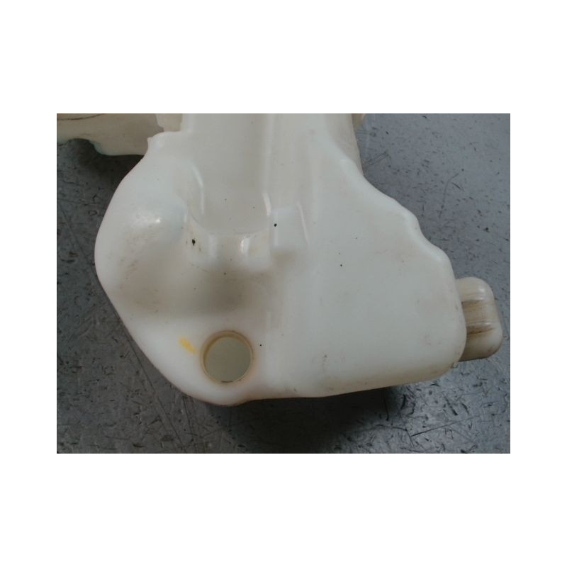 RESERVOIR LAVE-GLACE AVANT PEUGEOT 3008 2009-