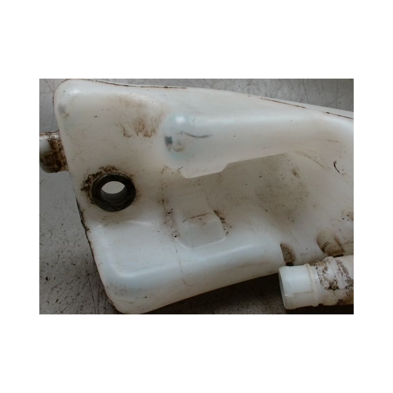 RESERVOIR LAVE-GLACE AVANT RENAULT CLIO III 2009-