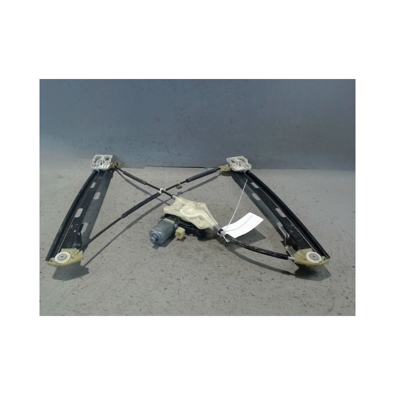 MECANISME+MOTEUR LEVE-GLACE AVANT DROIT SEAT LEON 2009-