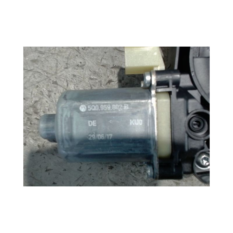 MECANISME+MOTEUR LEVE-GLACE AVANT DROIT SEAT LEON 2009-