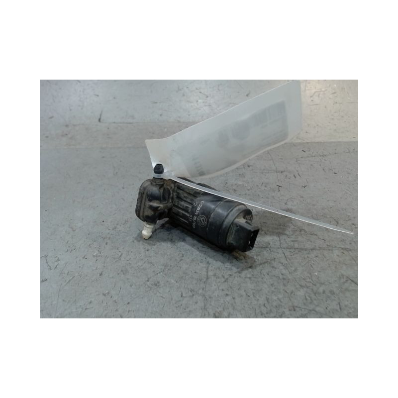 POMPE LAVE-GLACE AVANT FORD KA