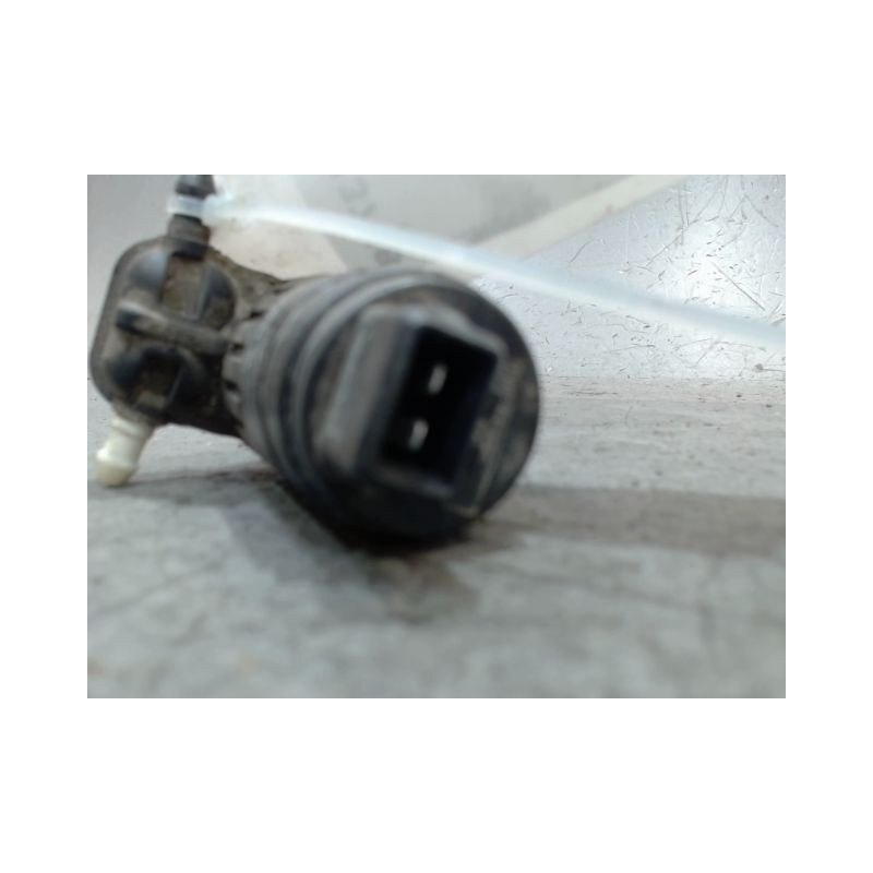 POMPE LAVE-GLACE AVANT FORD KA