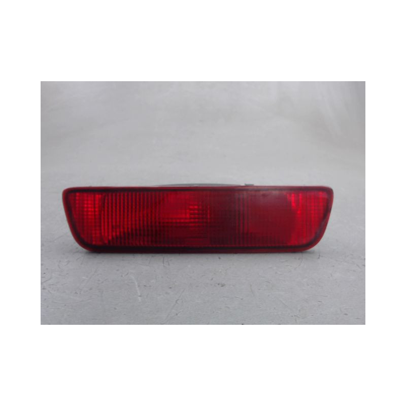 FEU BROUILLARD CENTRAL ARRIERE NISSAN QASHQAI