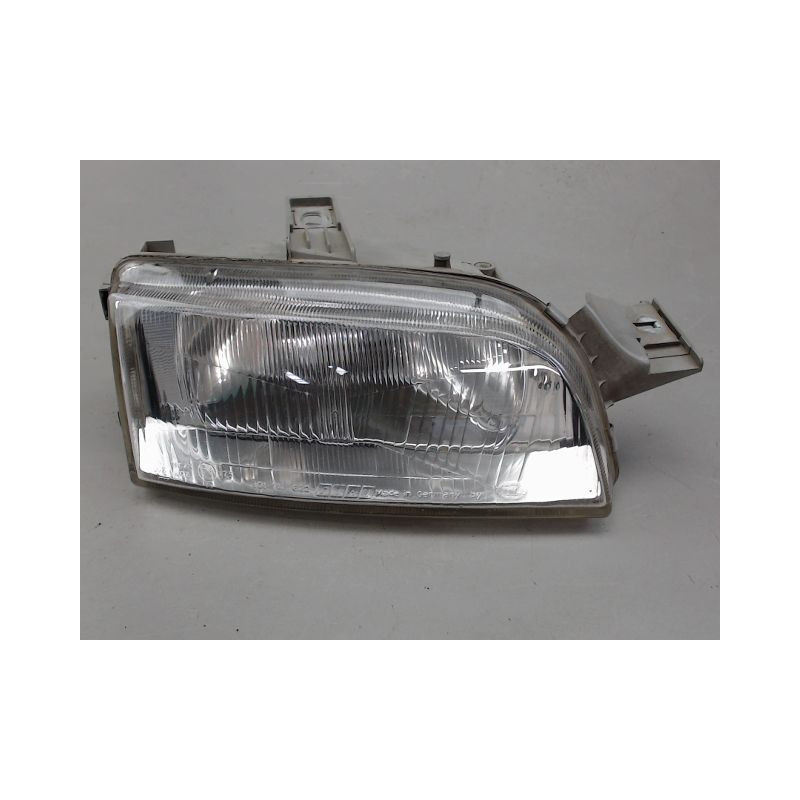 PHARE DROIT FIAT PUNTO