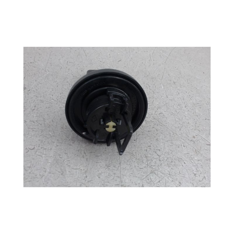 BOUCHON RESERVOIR A CARBURANT RENAULT TWINGO