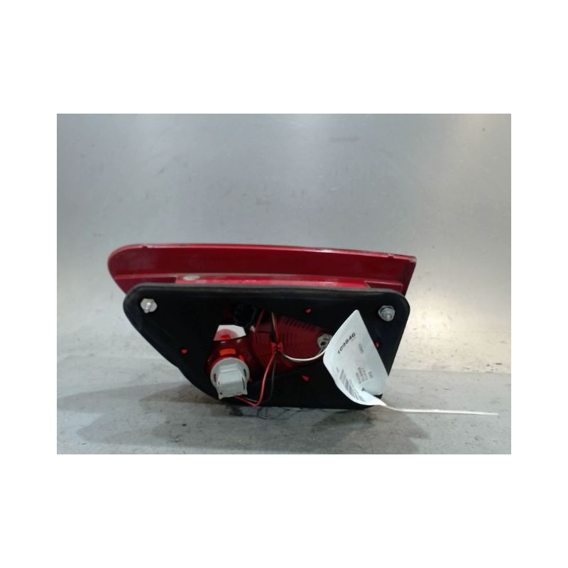 FEU ARRIERE INTERIEUR GAUCHE SEAT ALTEA