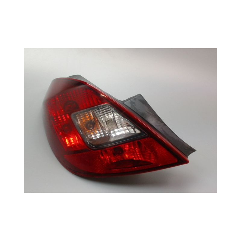 FEU ARRIERE GAUCHE  OPEL CORSA IV Phase 2 (D) 2011-2015