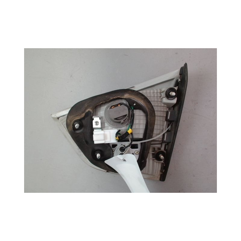 FEU ARRIERE INTERIEUR GAUCHE HYUNDAI IX35