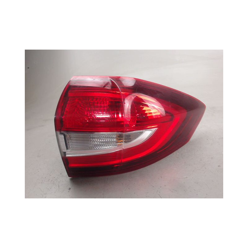 FEU ARRIERE DROIT FORD C-MAX