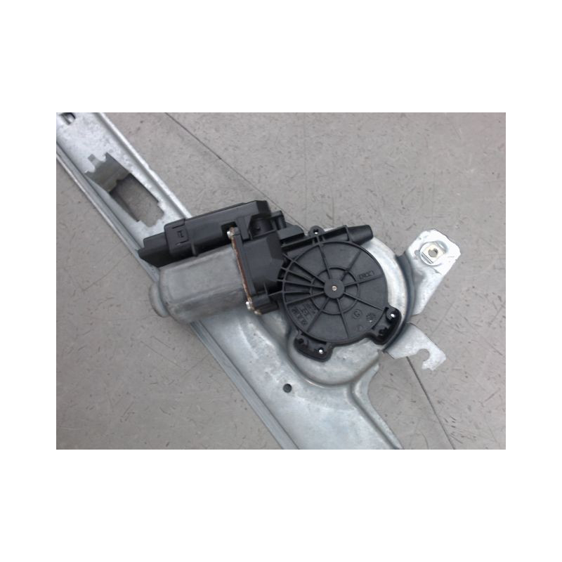 MECANISME LEVE-GLACE AVANT DROIT RENAULT MEGANE