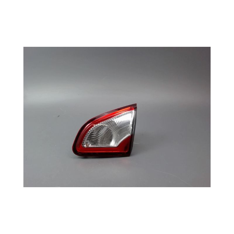 FEU ARRIERE INTERIEUR DROIT NISSAN QASHQAI BREAK I Phase 1 2007-2010