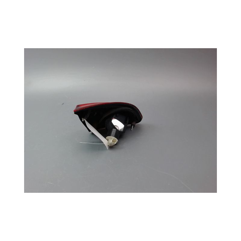 FEU ARRIERE INTERIEUR DROIT NISSAN QASHQAI BREAK I Phase 1 2007-2010