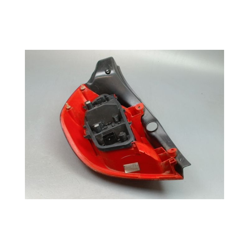 FEU ARRIERE DROIT RENAULT CLIO III Phase 1 2005-2009