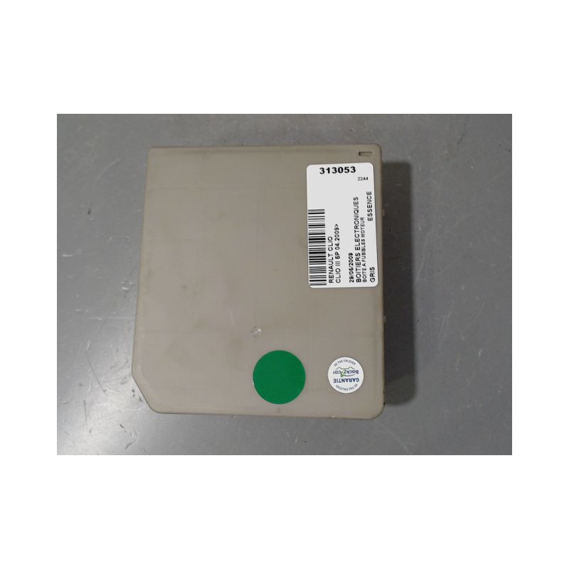 BOITE A FUSIBLES RENAULT CLIO III 2009-