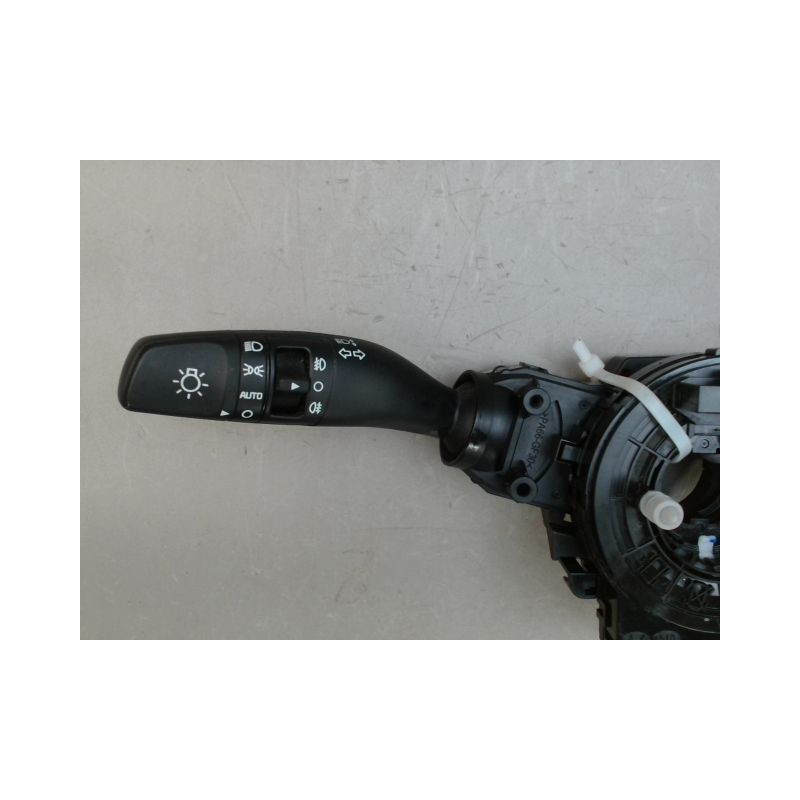 BLOC COMMODOS KIA STONIC