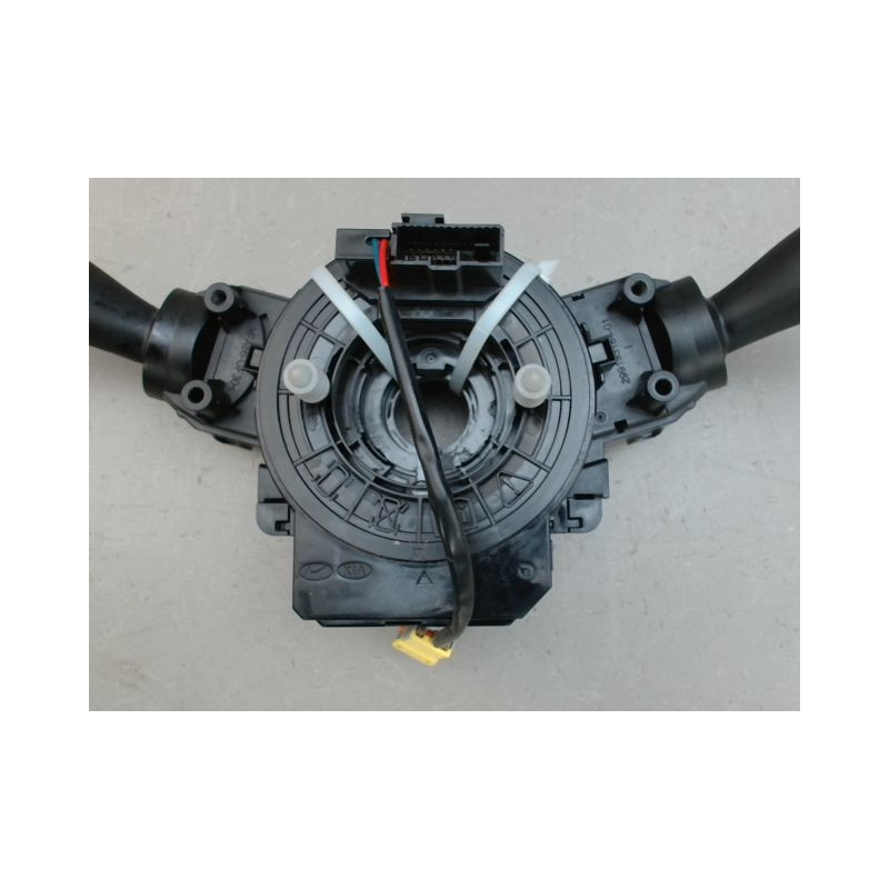BLOC COMMODOS KIA STONIC