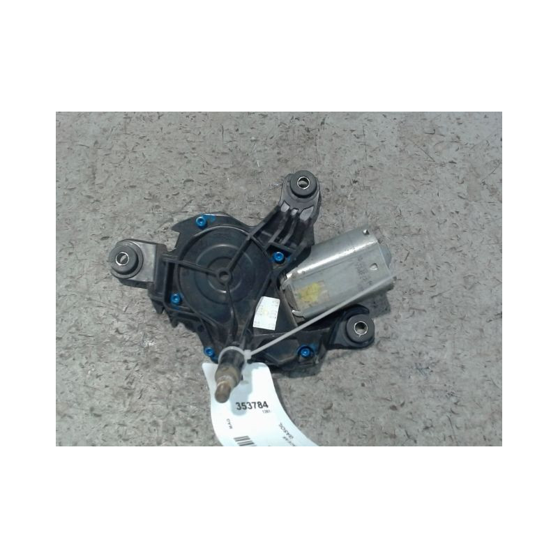 MOTEUR ESSUIE-GLACE ARRIERE TOYOTA YARIS 2003-
