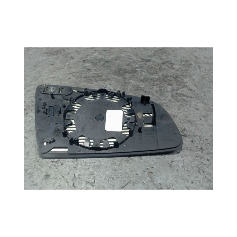 GLACE RETROVISEUR EXT G AUDI A4 AVANT 04-08