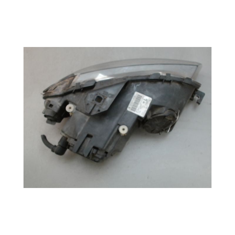 PHARE GAUCHE AUDI A3