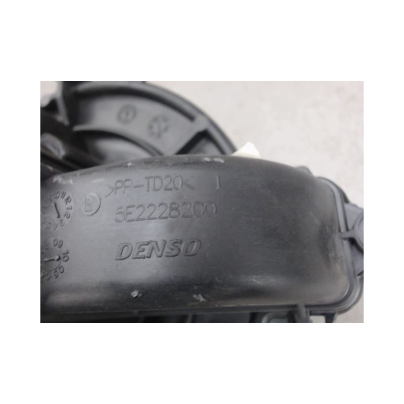 MOTEUR VENTILATEUR CHAUFFAGE CITROEN C4