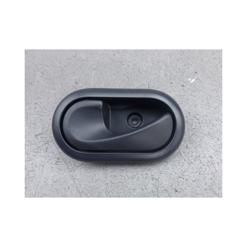 POIGNEE INTERIEURE PORTE AVANT GAUCHE DACIA SANDERO