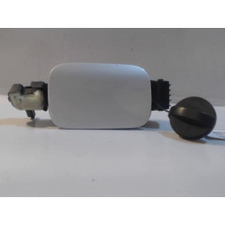 VOLET DE TRAPPE CARBURANT