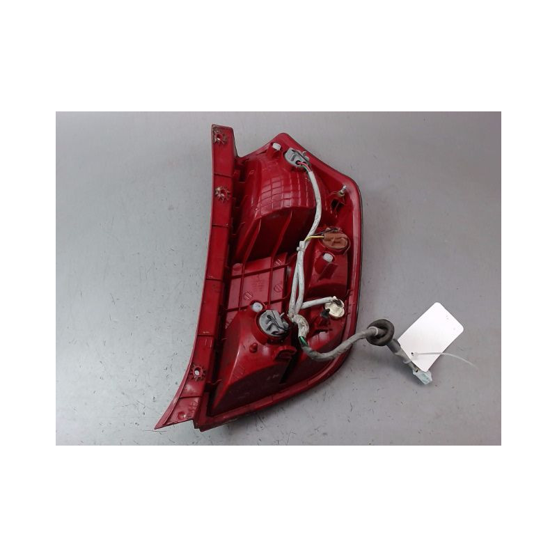 FEU ARRIERE GAUCHE  HYUNDAI I 10 I Phase 1 2008-2010